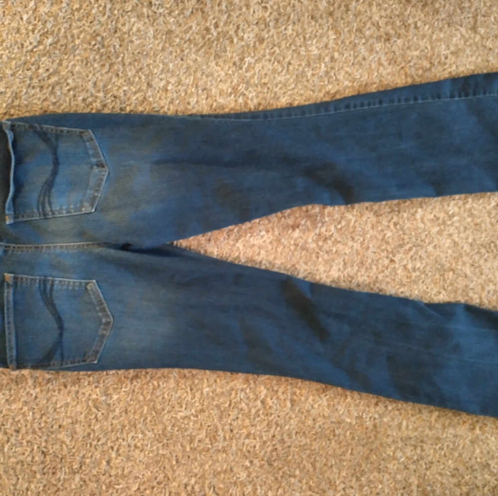So Jeans